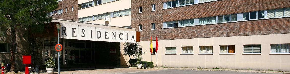 una foto de la fachada de una residencia de ancianos